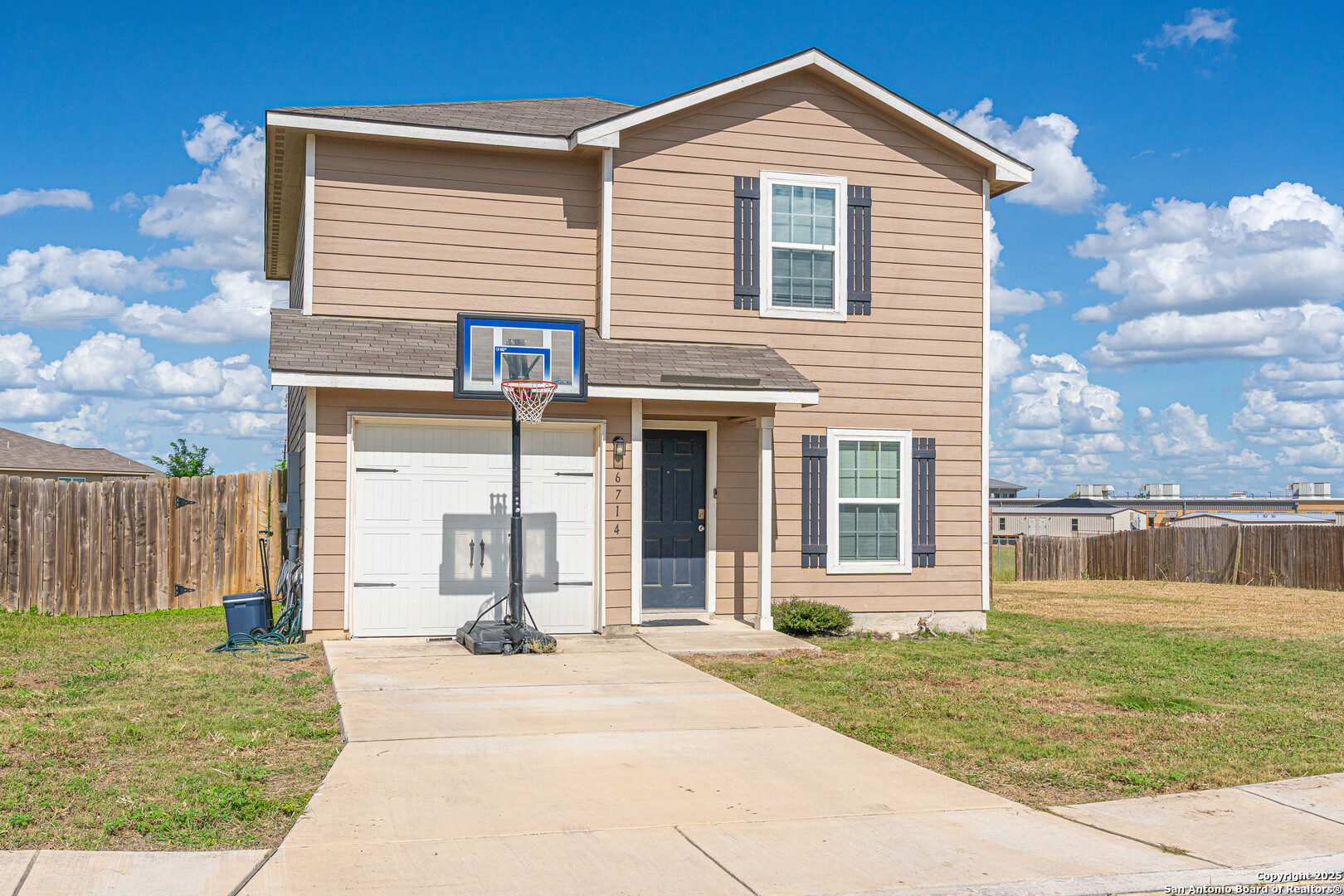 6714 Sabinal San Antonio TX 78252
