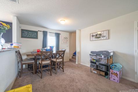 6714 Sabinal San Antonio TX 78252