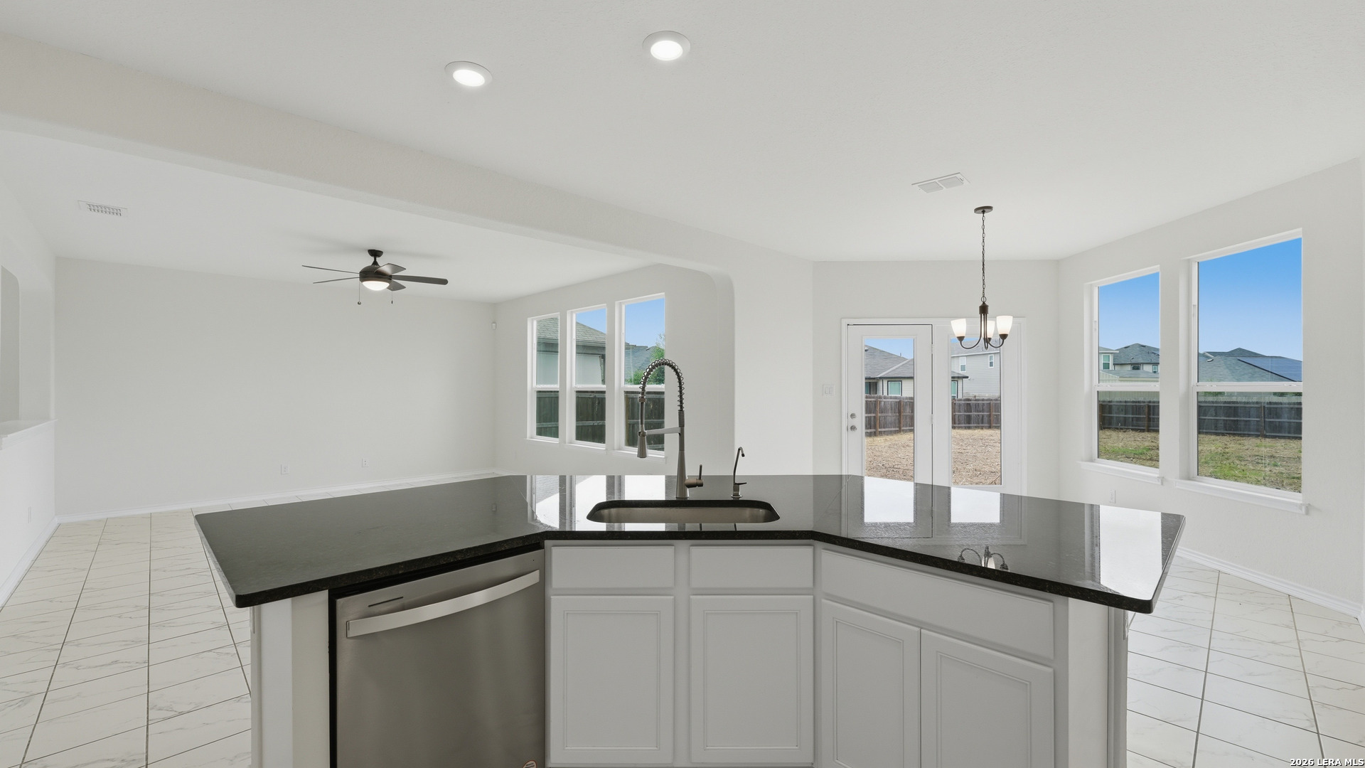 7826 Kingfisher Landing San Antonio TX 78253