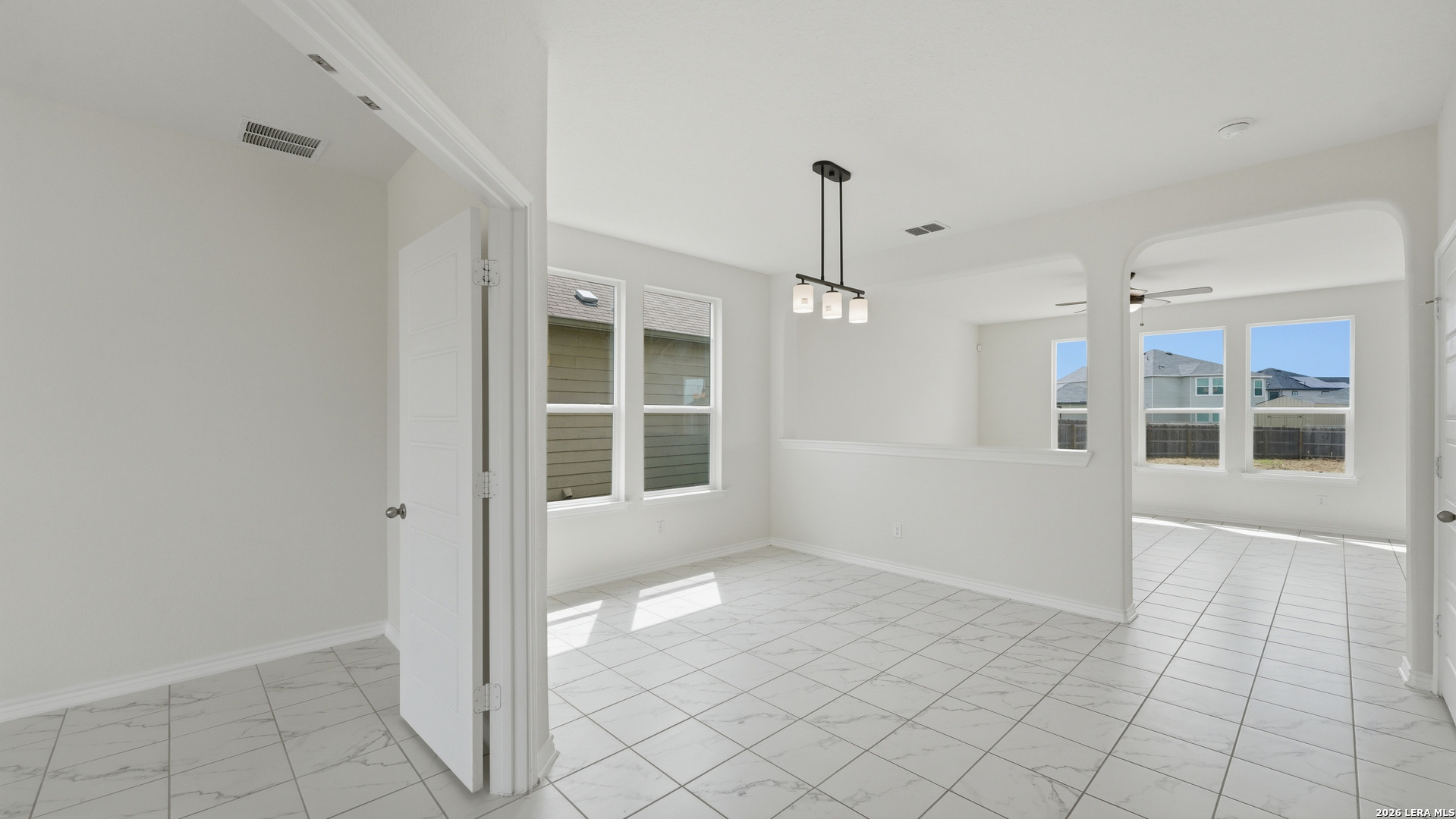 7826 Kingfisher Landing San Antonio TX 78253