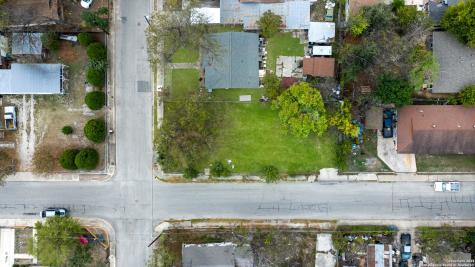 201 S San Gabriel San Antonio TX 78237