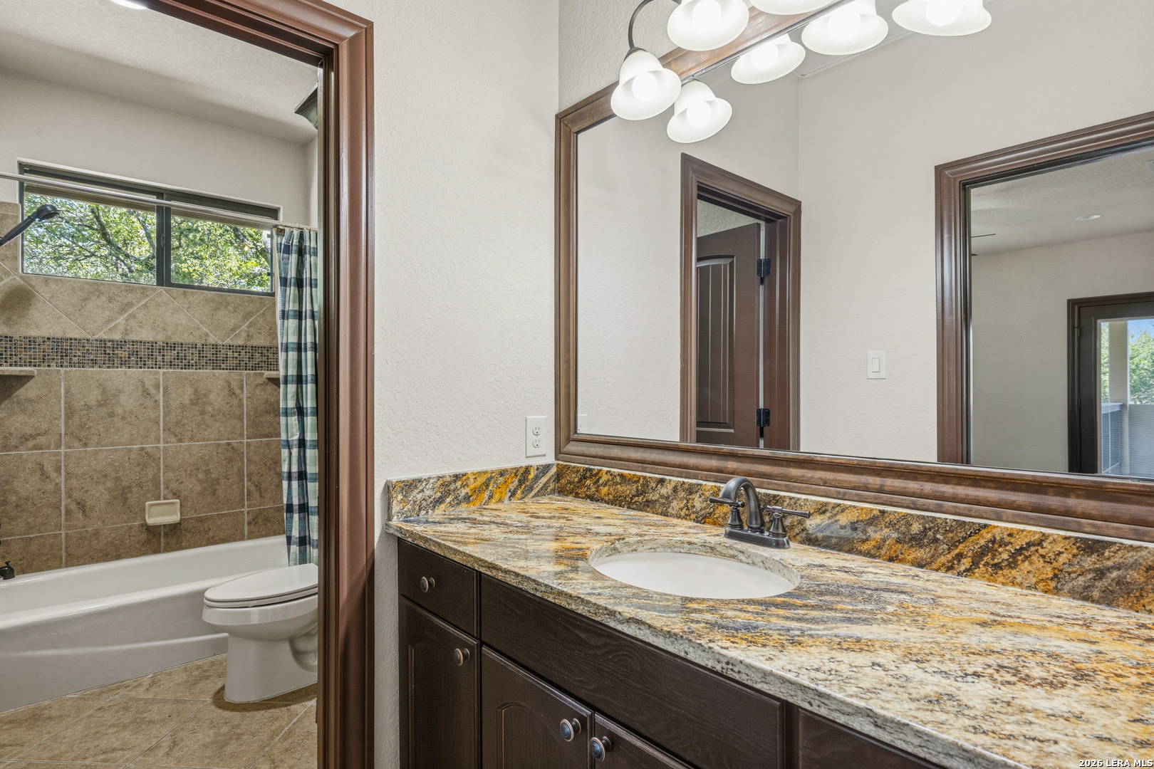 8131 Colonial Woods Boerne TX 78015