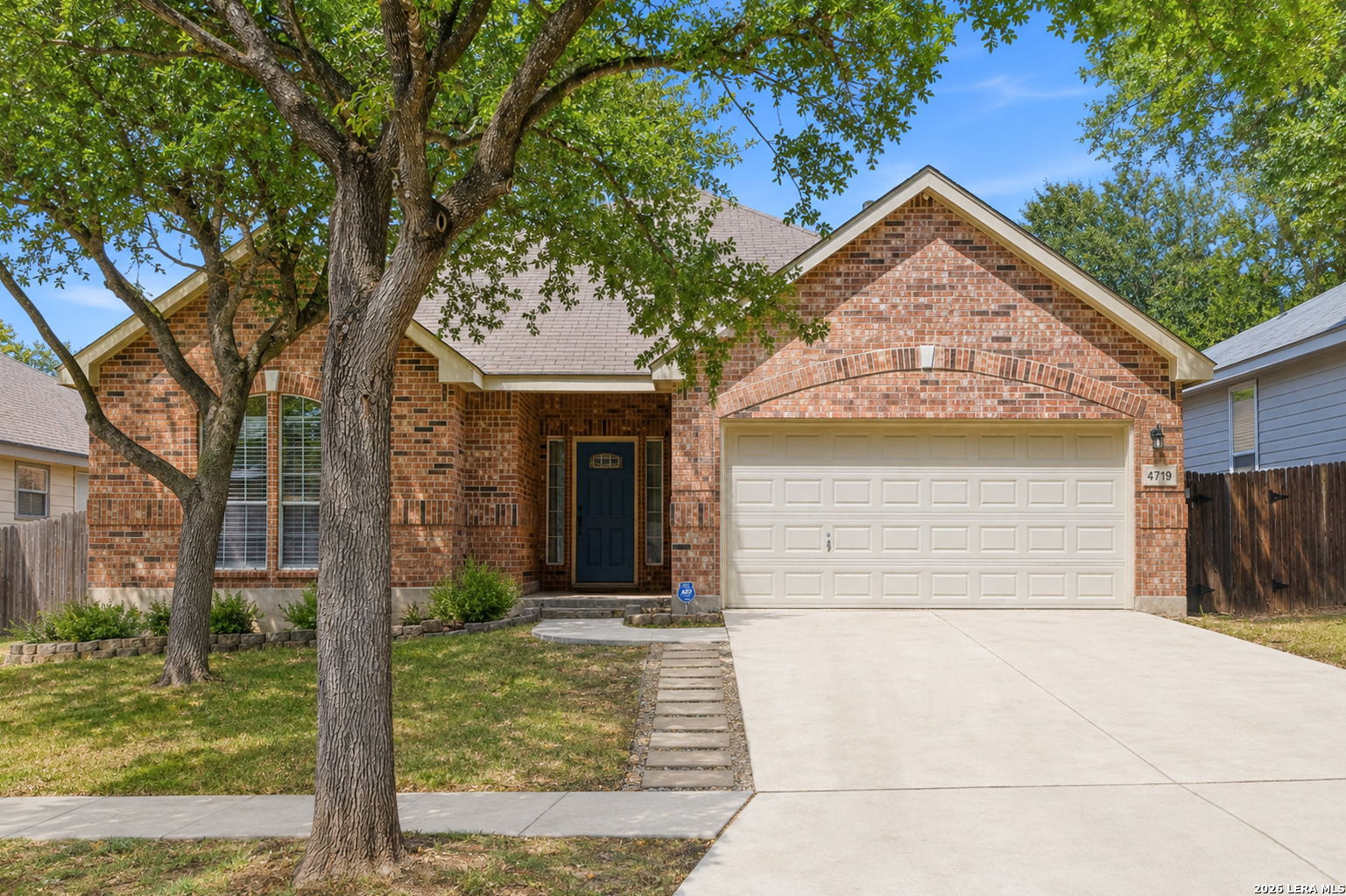 4719 Emden Hollow San Antonio TX 78247