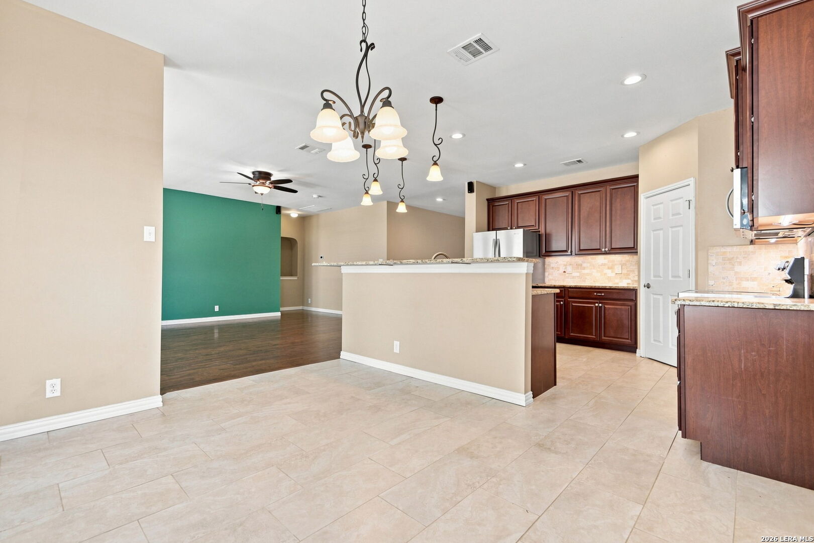4719 Emden Hollow San Antonio TX 78247