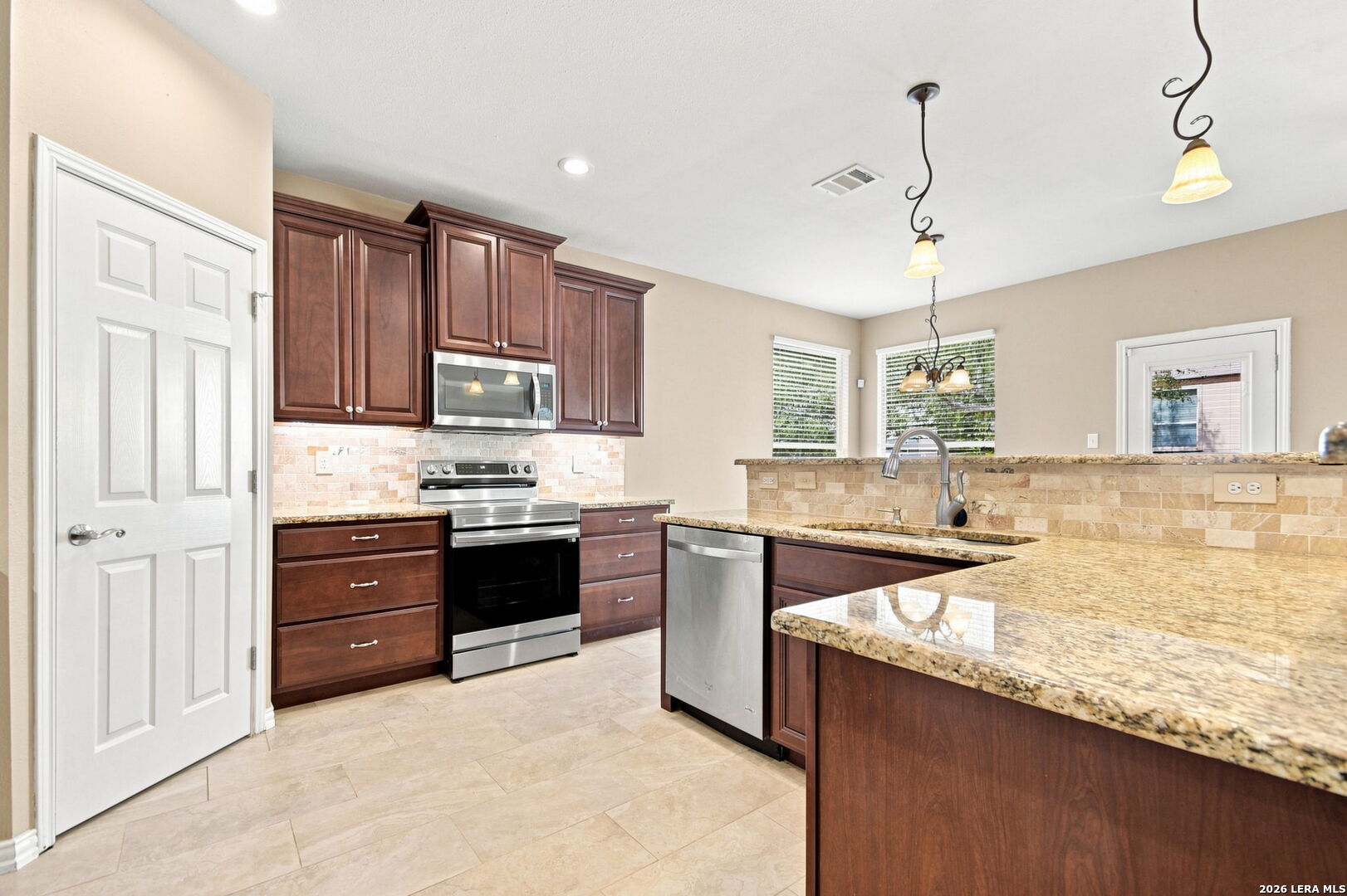 4719 Emden Hollow San Antonio TX 78247