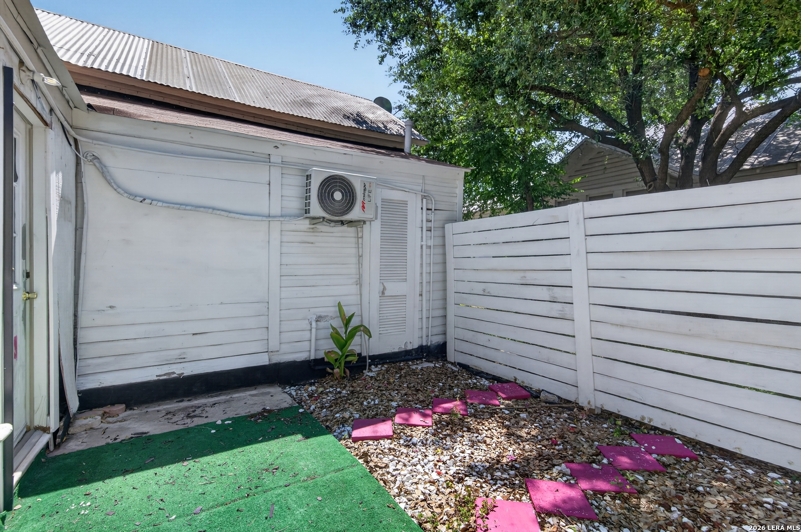 619 Willow San Antonio TX 78202