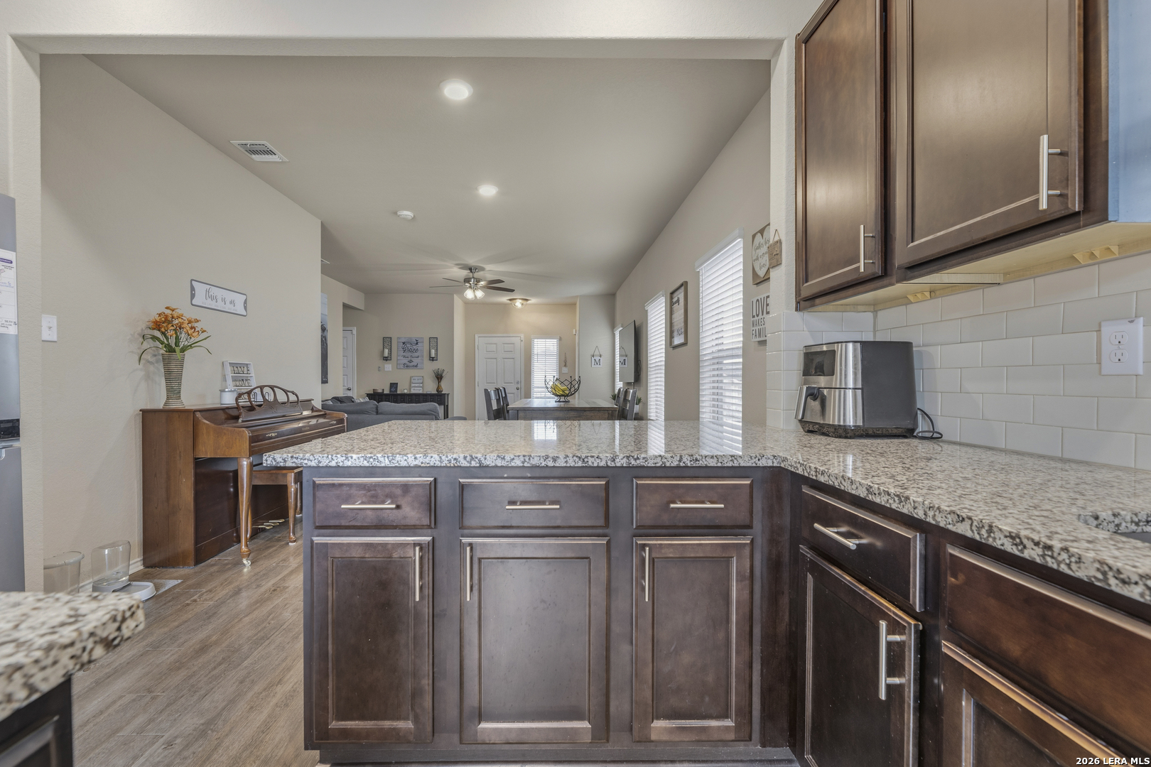 127 Fawn Trace San Antonio TX 78253