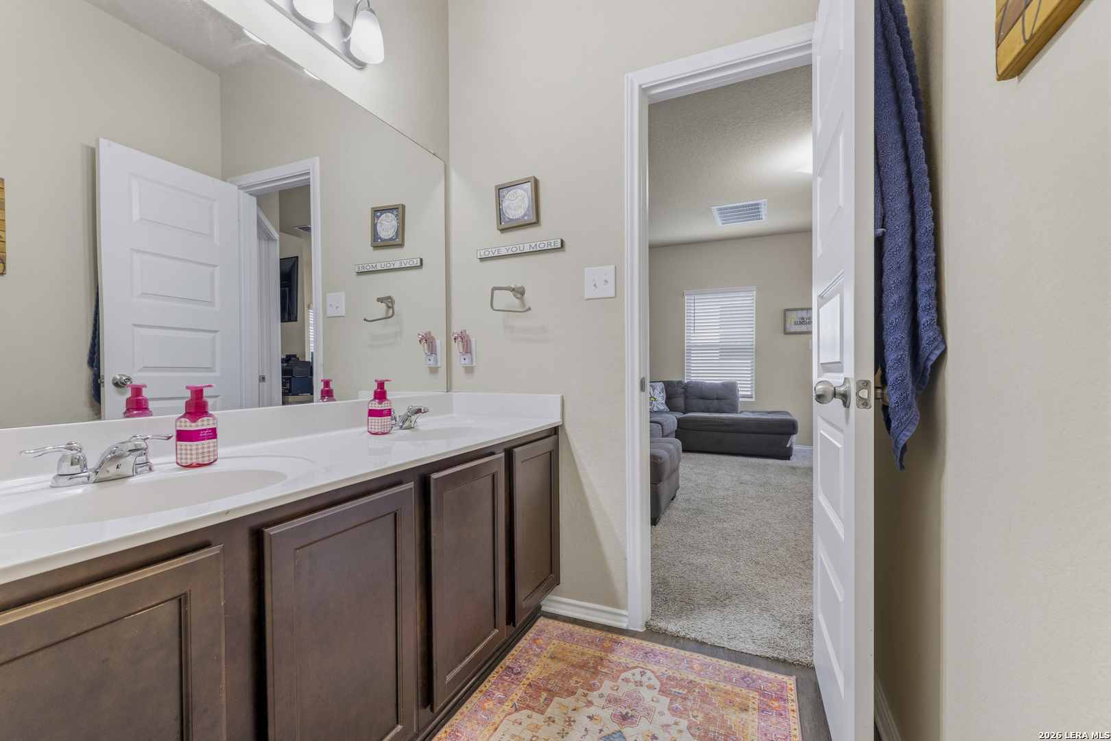 127 Fawn Trace San Antonio TX 78253