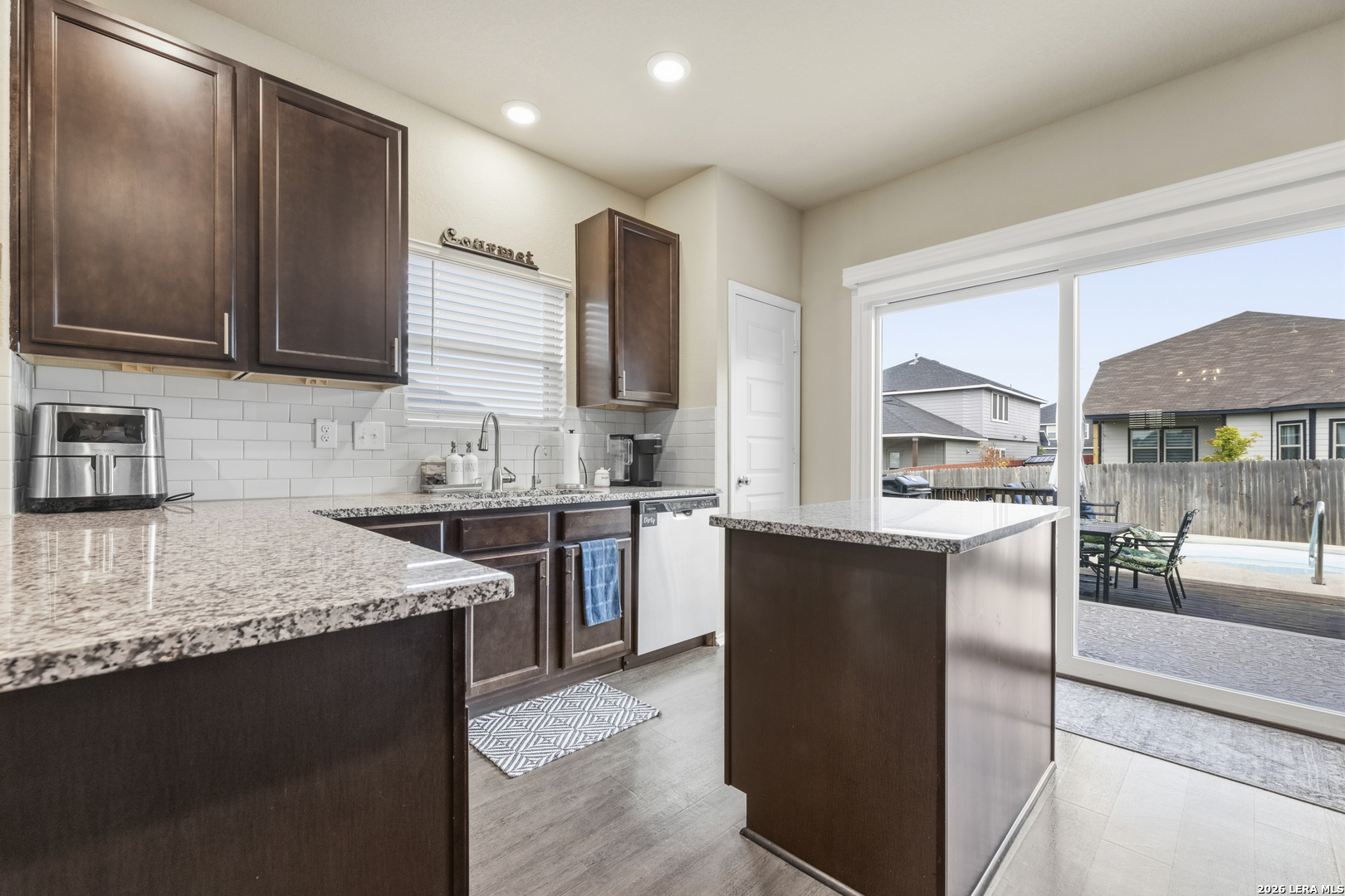 127 Fawn Trace San Antonio TX 78253