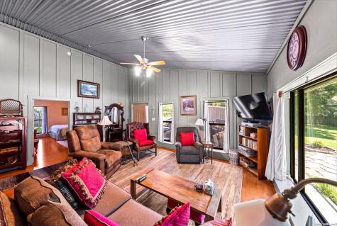 27046 State Highway 55 Uvalde TX 78801