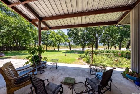 27046 State Highway 55 Uvalde TX 78801