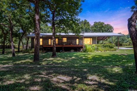 27046 State Highway 55 Uvalde TX 78801
