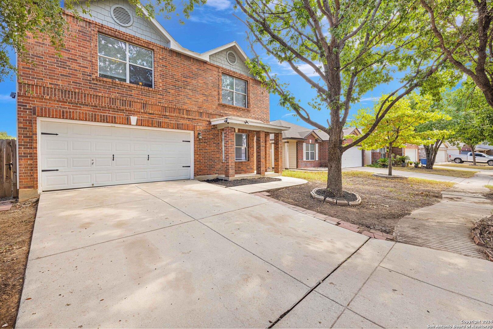 9211 Laguna Rio San Antonio TX 78251
