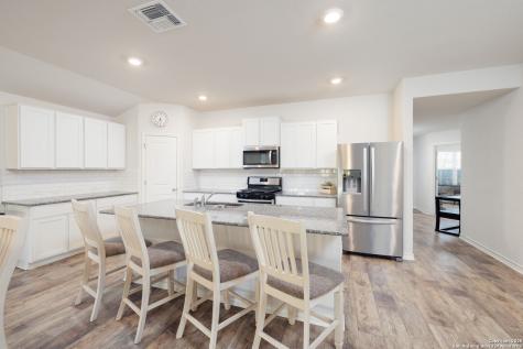 9807 Moon Shine San Antonio TX 78254