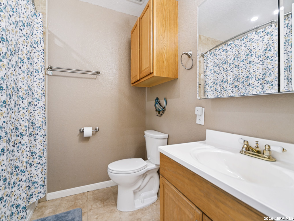 335 Spur Ridge San Antonio TX 78264