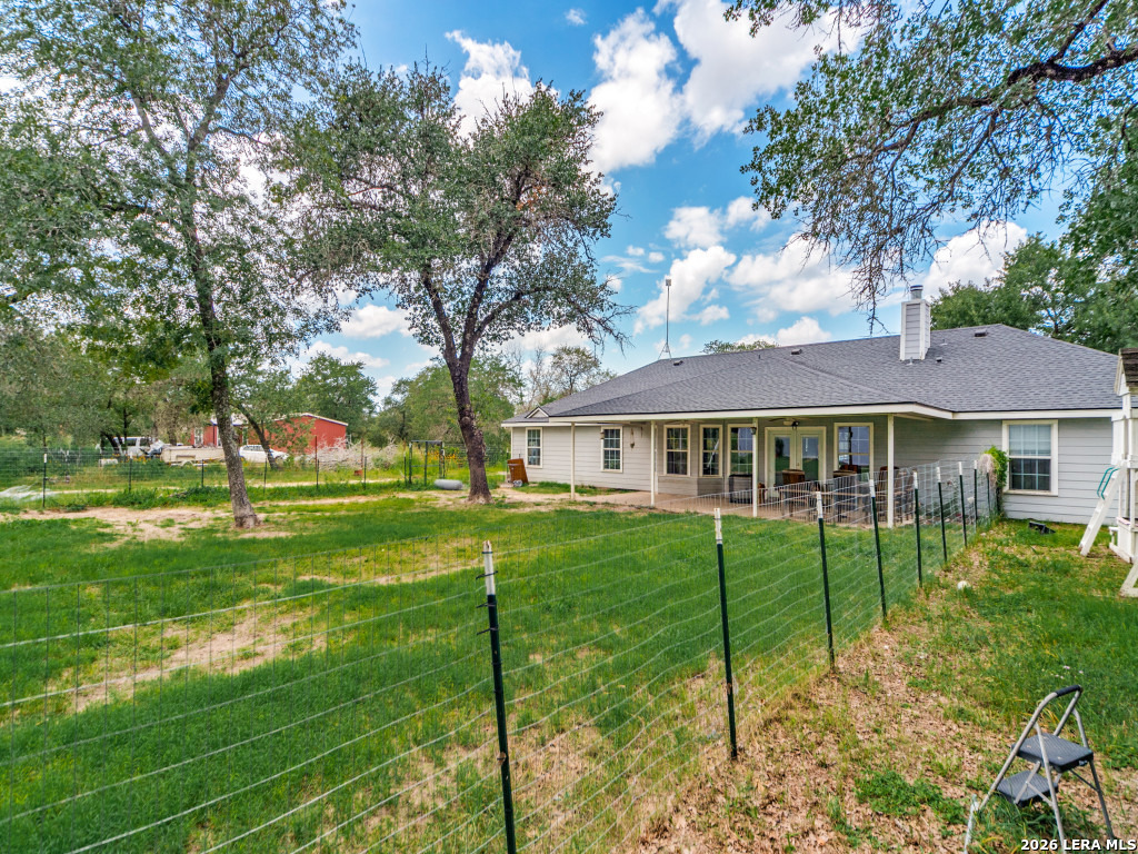 335 Spur Ridge San Antonio TX 78264
