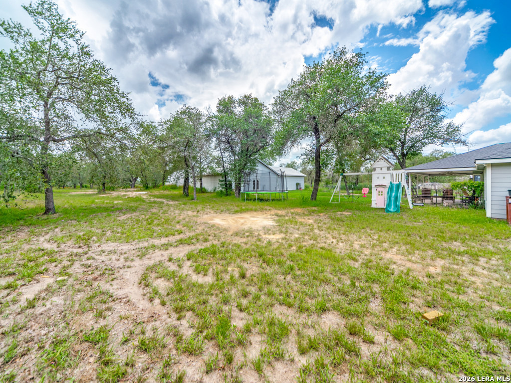 335 Spur Ridge San Antonio TX 78264