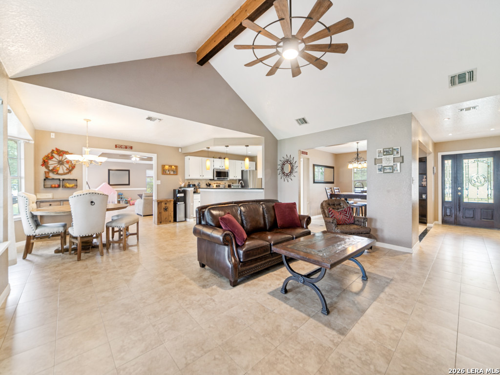 335 Spur Ridge San Antonio TX 78264