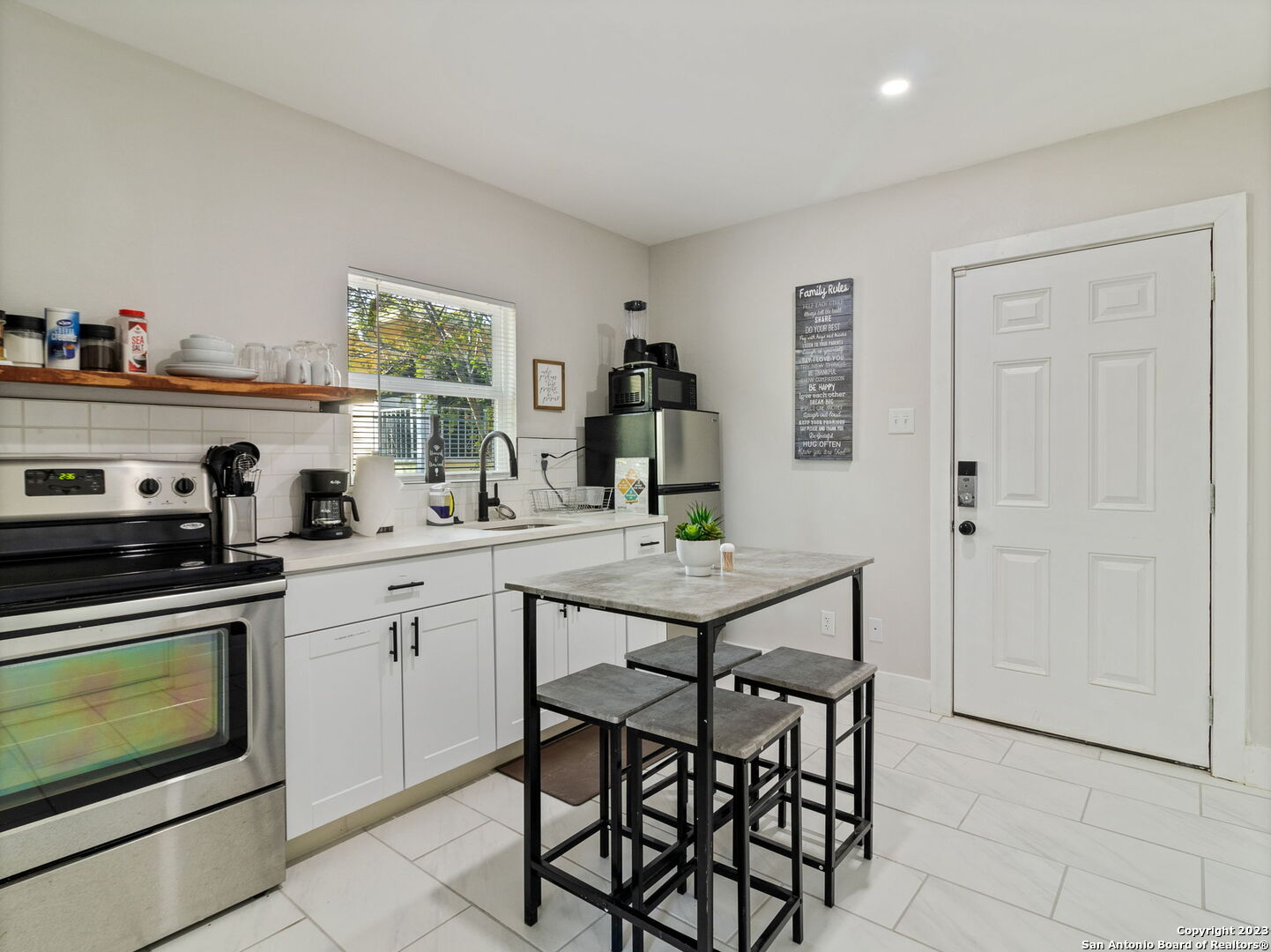444 Beverly Drive San Antonio TX 78228