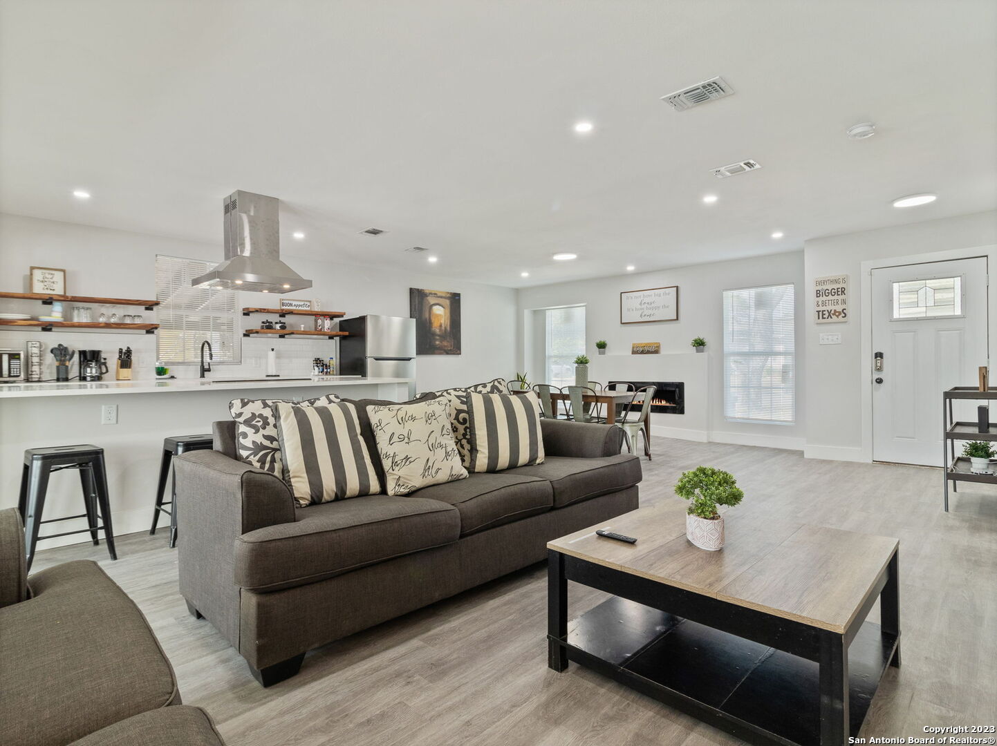 444 Beverly Drive San Antonio TX 78228