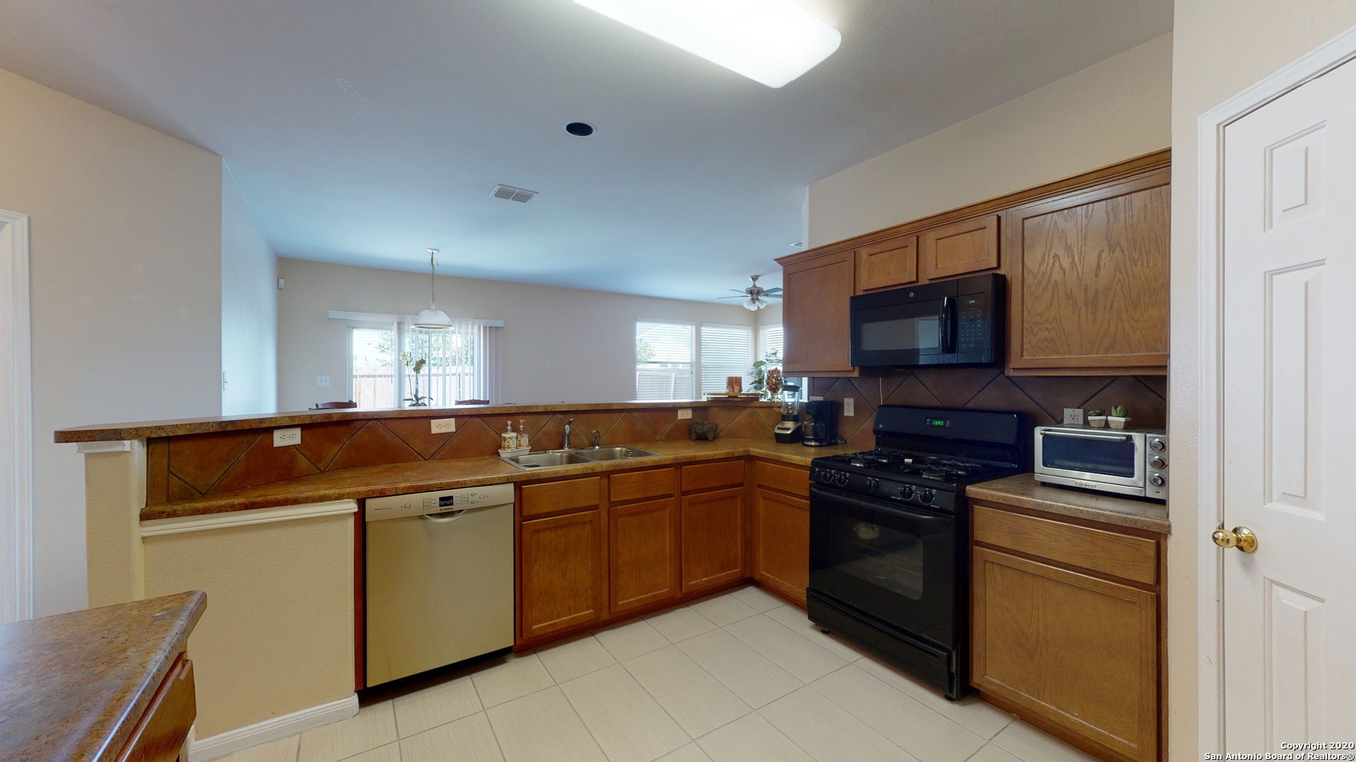 20606 Cliff Park San Antonio TX 78258