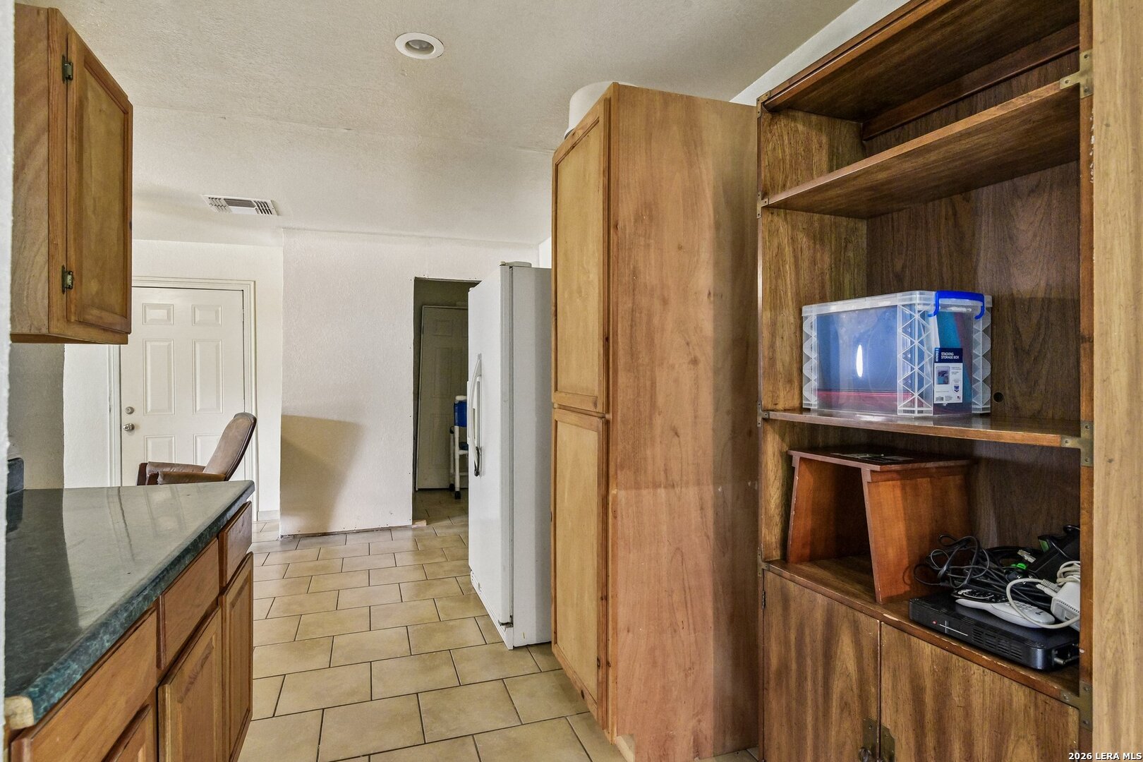 1281 County Road 6723 Natalia TX 78059