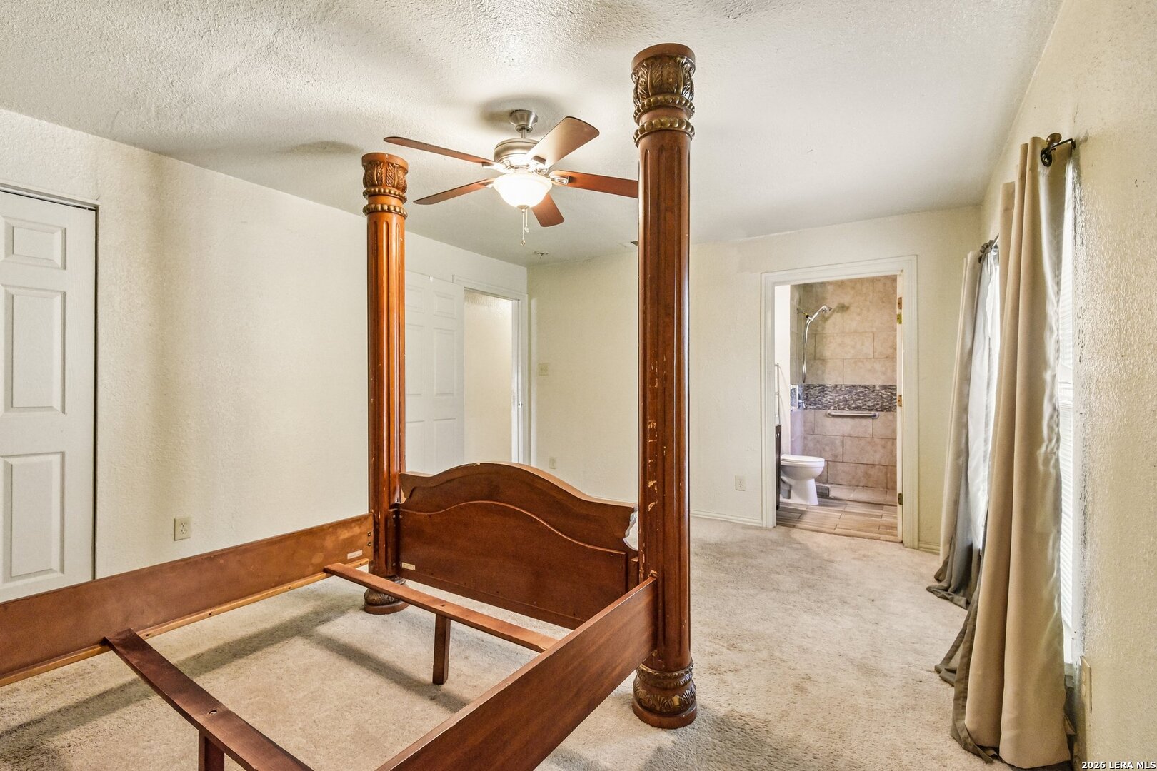 1281 County Road 6723 Natalia TX 78059