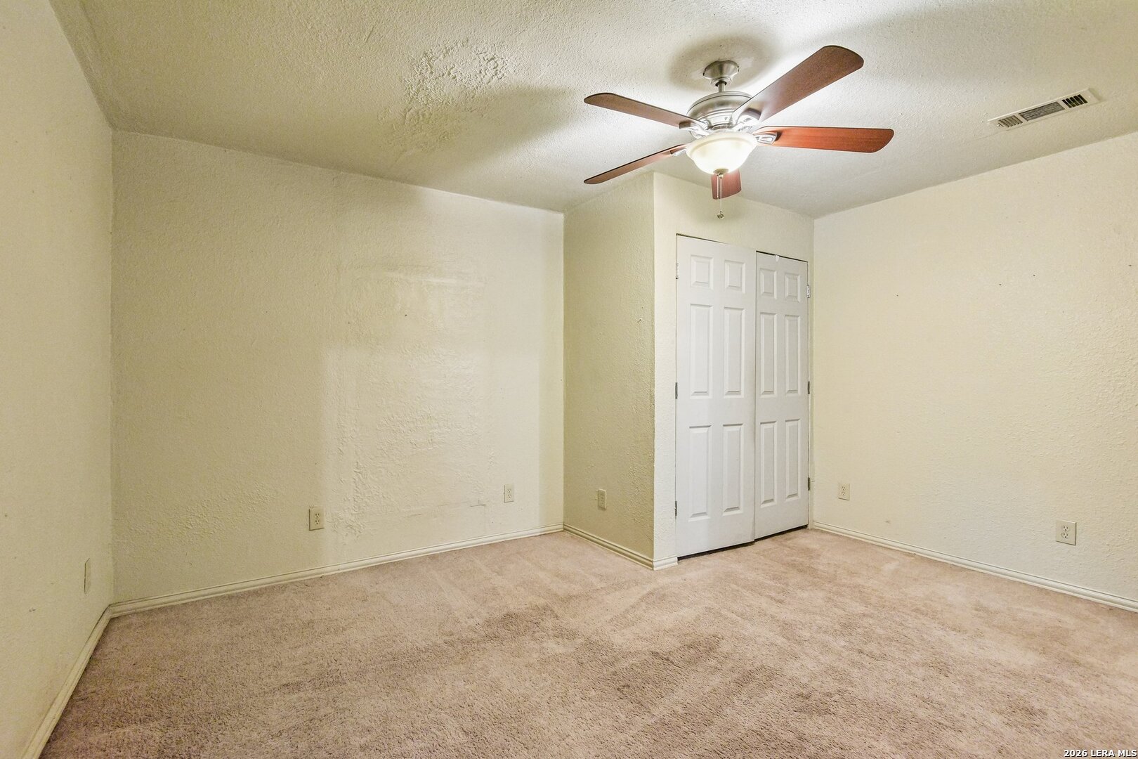 1281 County Road 6723 Natalia TX 78059