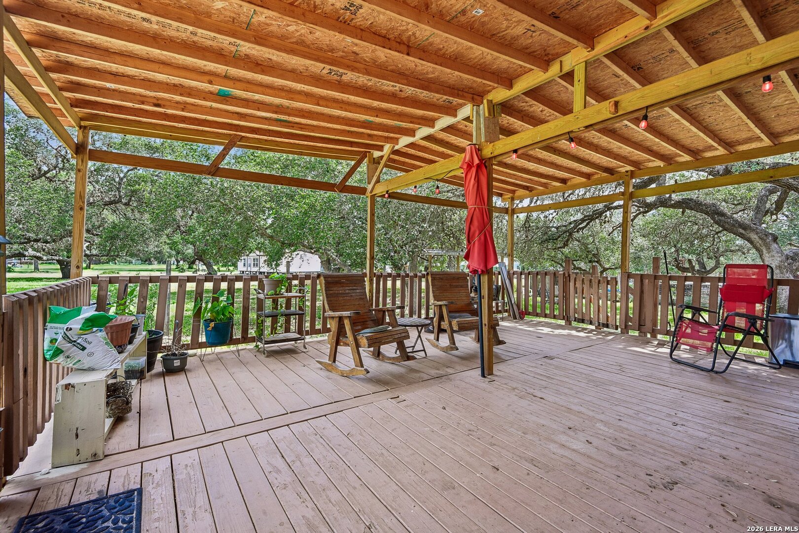 1281 County Road 6723 Natalia TX 78059