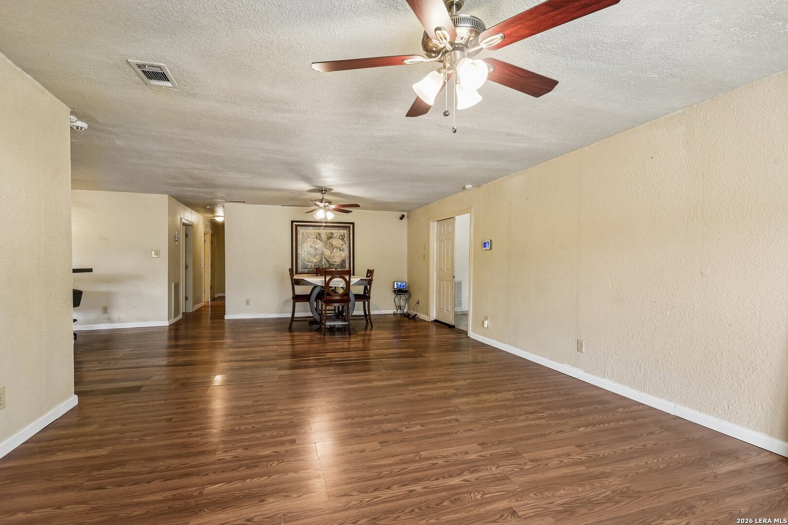 1281 County Road 6723 Natalia TX 78059