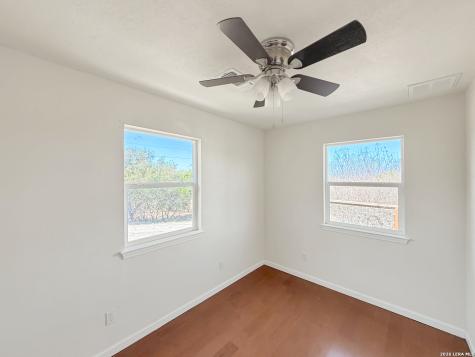 614 Red Oak Woods Canyon Lake TX 78133