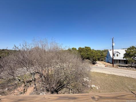 614 Red Oak Woods Canyon Lake TX 78133