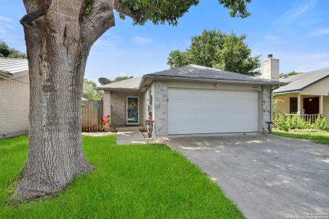 735 Briarbend Drive New Braunfels TX 78130
