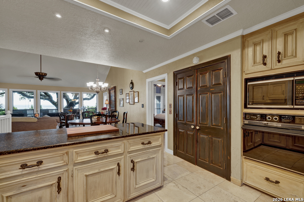 605 High Oaks Canyon Lake TX 78133
