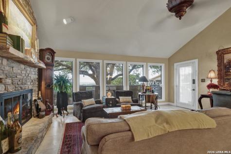 605 High Oaks Canyon Lake TX 78133
