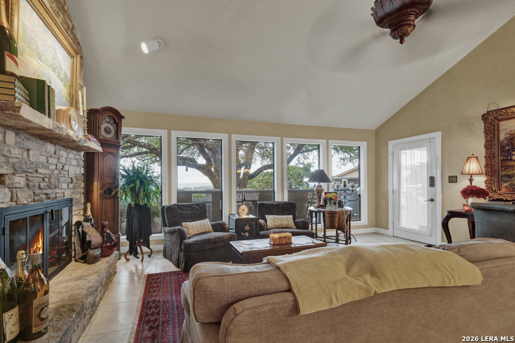 605 High Oaks Canyon Lake TX 78133