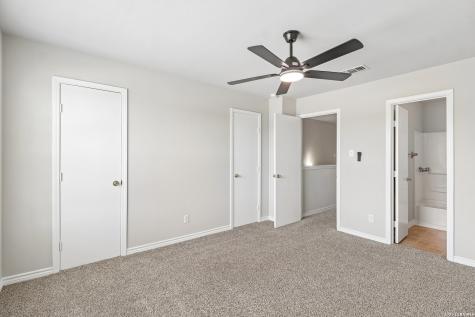 111 Autumn Pass San Antonio TX 78245
