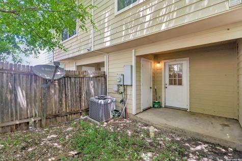 111 Autumn Pass San Antonio TX 78245
