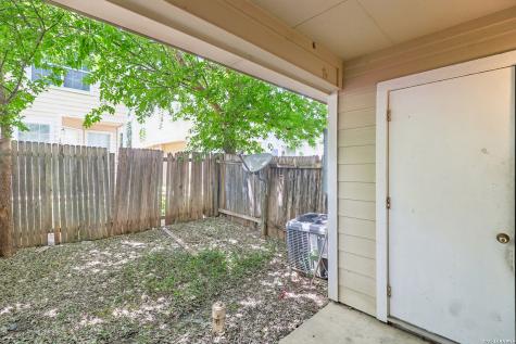 111 Autumn Pass San Antonio TX 78245