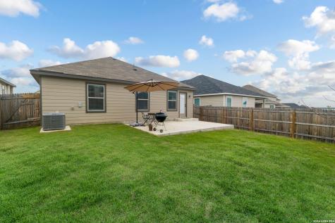 218 W Flowing River Drive Boerne TX 78006