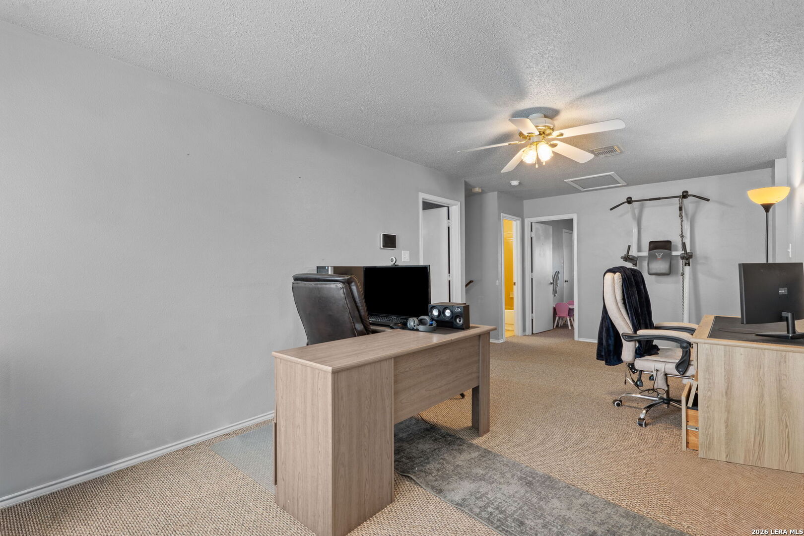 131 Clover Creek San Antonio TX 78245