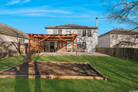 131 Clover Creek San Antonio TX 78245