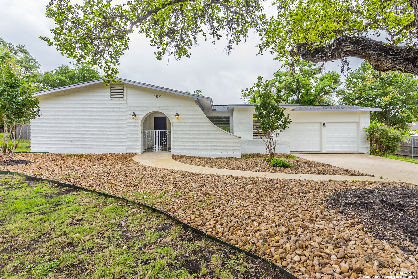 608 El Portal Drive San Antonio TX 78232
