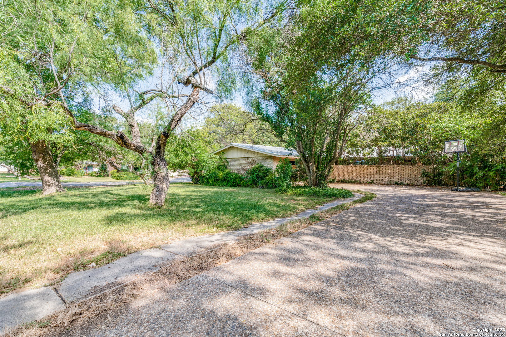 119 Oak Park Drive San Antonio TX 78209