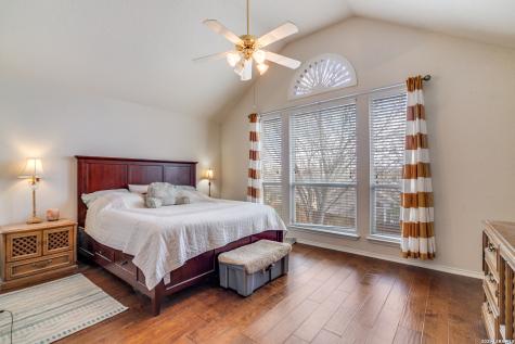 19534 Mill Oak San Antonio TX 78258