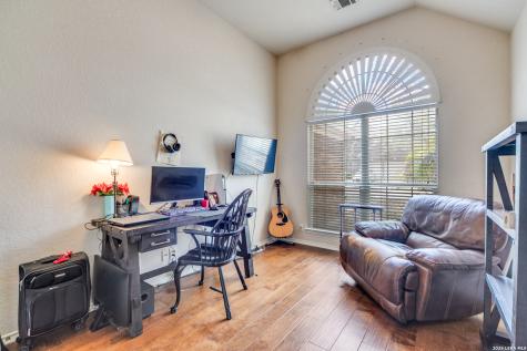 19534 Mill Oak San Antonio TX 78258