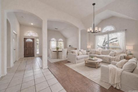 19534 Mill Oak San Antonio TX 78258