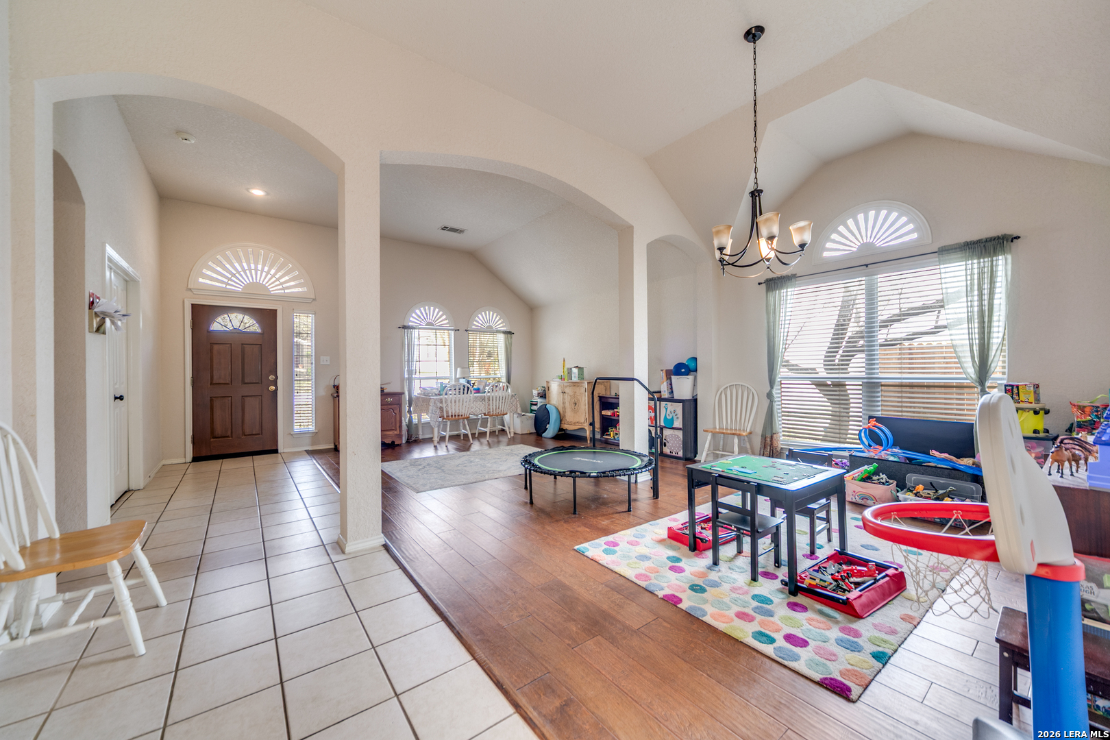 19534 Mill Oak San Antonio TX 78258