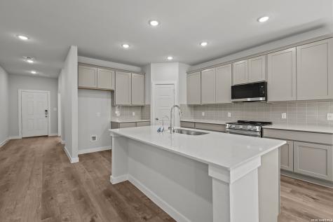 8663 Rucker Pond Trail San Antonio TX 78252