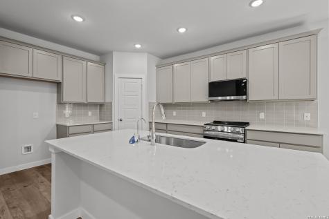 8663 Rucker Pond Trail San Antonio TX 78252